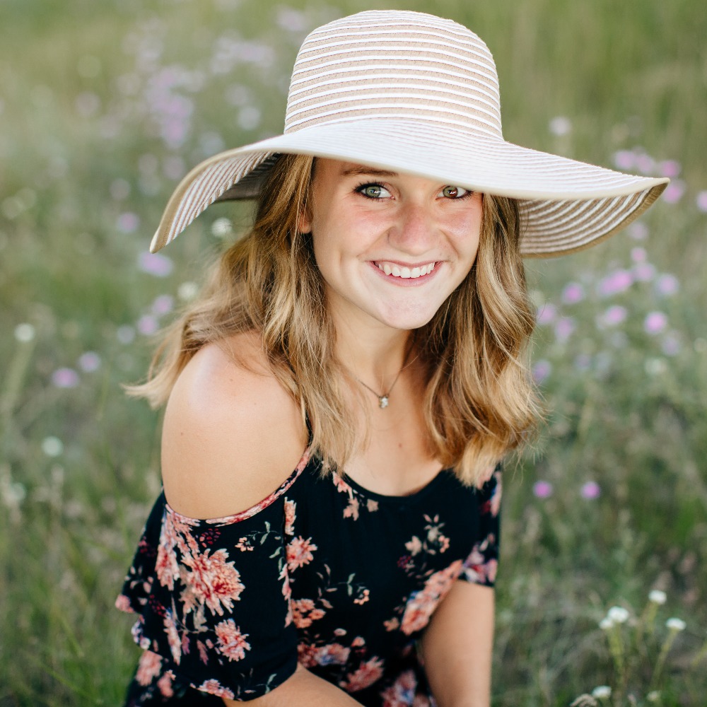 Meet your Posher, Hannah